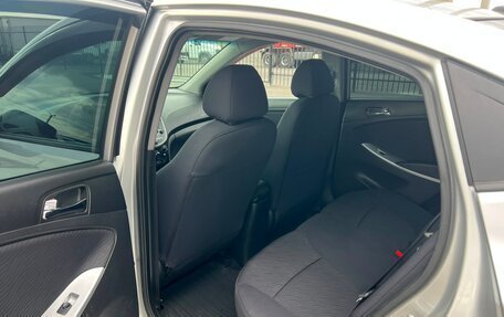 Hyundai Solaris II рестайлинг, 2012 год, 899 999 рублей, 17 фотография
