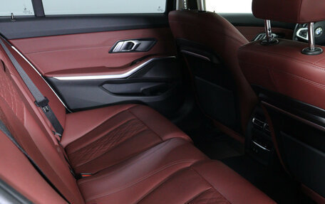 BMW 3 серия, 2022 год, 3 590 000 рублей, 12 фотография