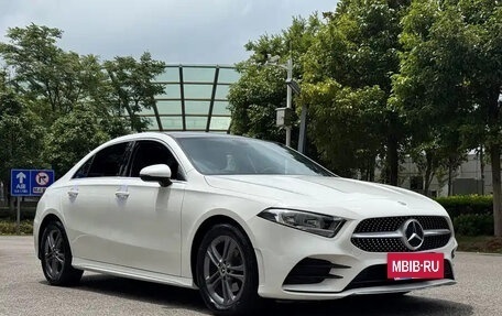 Mercedes-Benz A-Класс, 2022 год, 1 541 020 рублей, 3 фотография
