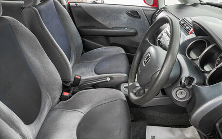 Honda Fit III, 2001 год, 379 000 рублей, 8 фотография