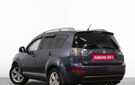 Mitsubishi Outlander III рестайлинг 3, 2007 год, 1 099 000 рублей, 6 фотография