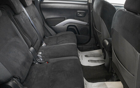 Mitsubishi Outlander III рестайлинг 3, 2007 год, 1 099 000 рублей, 26 фотография