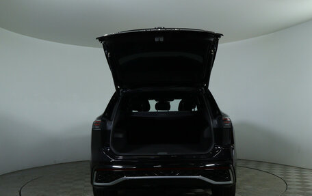 Volkswagen Tiguan, 2024 год, 4 290 000 рублей, 8 фотография