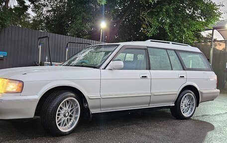 Toyota Crown, 1997 год, 640 000 рублей, 1 фотография
