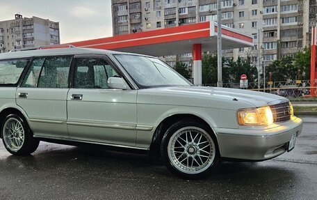 Toyota Crown, 1997 год, 640 000 рублей, 2 фотография