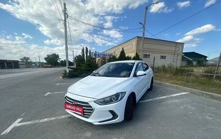 Hyundai Elantra VI рестайлинг, 2018 год, 1 040 000 рублей, 1 фотография