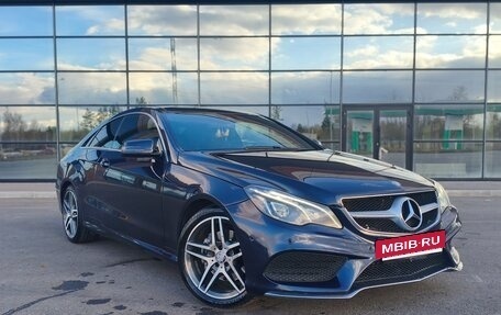 Mercedes-Benz E-Класс, 2015 год, 1 989 000 рублей, 3 фотография