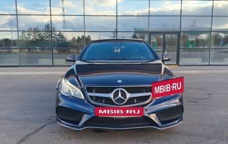 Mercedes-Benz E-Класс, 2015 год, 1 989 000 рублей, 2 фотография