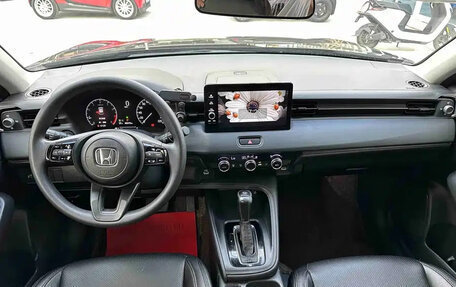Honda Vezel, 2023 год, 1 750 006 рублей, 5 фотография
