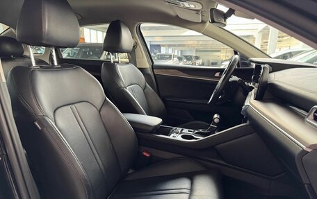 KIA K5, 2020 год, 2 250 000 рублей, 31 фотография
