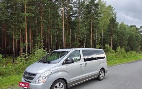 Hyundai Grand Starex Grand Starex I рестайлинг 2, 2008 год, 1 650 000 рублей, 3 фотография