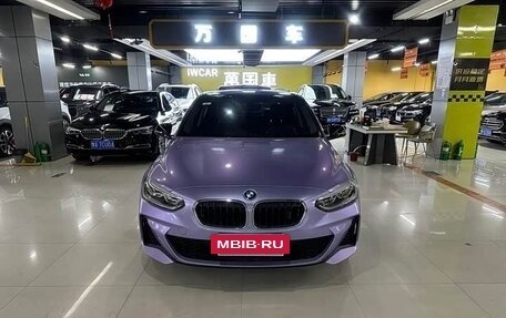 BMW 1 серия, 2021 год, 1 355 000 рублей, 2 фотография