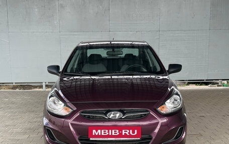Hyundai Solaris II рестайлинг, 2012 год, 895 000 рублей, 2 фотография