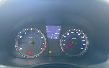 Hyundai Solaris II рестайлинг, 2012 год, 895 000 рублей, 9 фотография