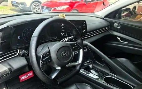 Hyundai Elantra, 2022 год, 1 350 006 рублей, 5 фотография