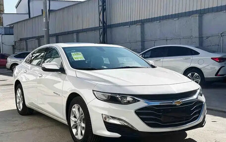 Chevrolet Malibu IX, 2022 год, 1 350 500 рублей, 3 фотография
