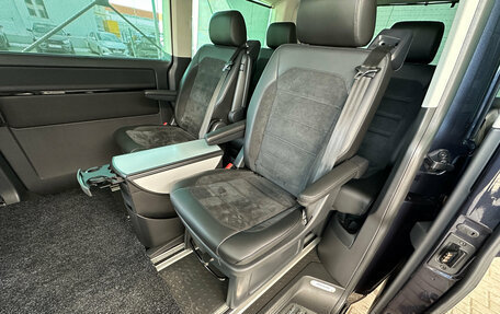 Volkswagen Multivan T6 рестайлинг, 2018 год, 5 210 000 рублей, 11 фотография