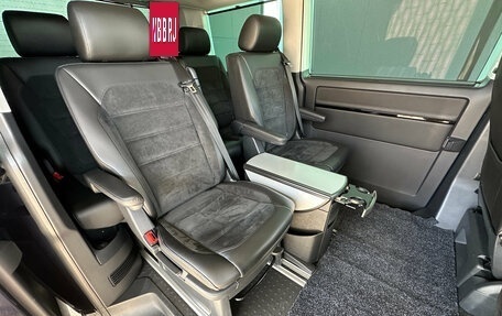 Volkswagen Multivan T6 рестайлинг, 2018 год, 5 210 000 рублей, 13 фотография