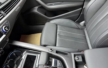 Audi A4, 2023 год, 2 525 020 рублей, 10 фотография