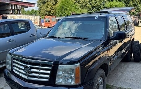 Cadillac Escalade II, 2004 год, 680 000 рублей, 1 фотография