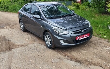 Hyundai Solaris II рестайлинг, 2012 год, 780 000 рублей, 20 фотография