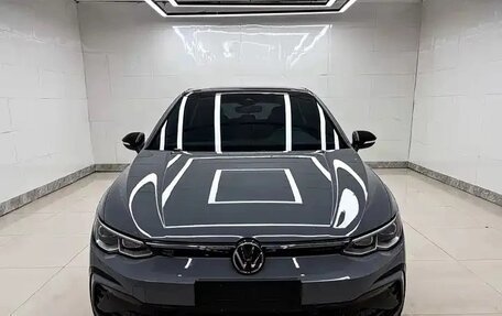 Volkswagen Golf VIII, 2023 год, 1 800 000 рублей, 2 фотография