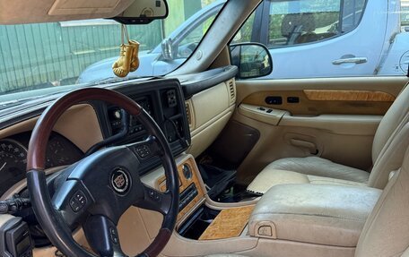 Cadillac Escalade II, 2004 год, 680 000 рублей, 5 фотография