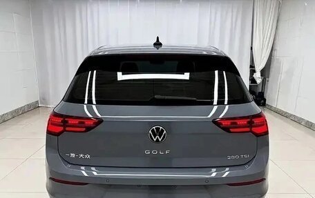 Volkswagen Golf VIII, 2023 год, 1 800 000 рублей, 5 фотография