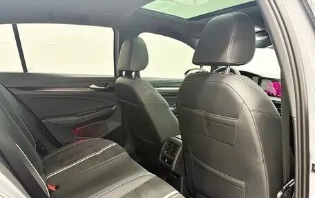 Volkswagen Golf VIII, 2023 год, 1 800 000 рублей, 9 фотография
