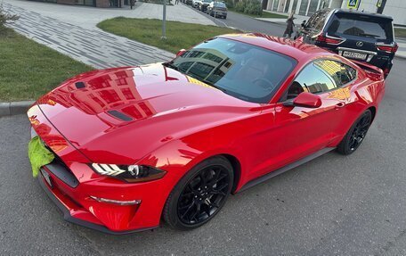 Ford Mustang VI рестайлинг, 2021 год, 4 300 000 рублей, 5 фотография