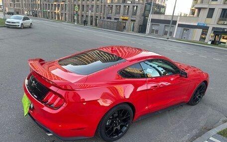 Ford Mustang VI рестайлинг, 2021 год, 4 300 000 рублей, 9 фотография