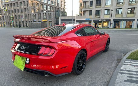 Ford Mustang VI рестайлинг, 2021 год, 4 300 000 рублей, 8 фотография