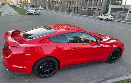 Ford Mustang VI рестайлинг, 2021 год, 4 300 000 рублей, 10 фотография