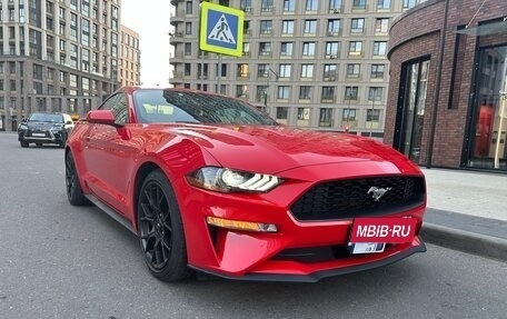 Ford Mustang VI рестайлинг, 2021 год, 4 300 000 рублей, 28 фотография