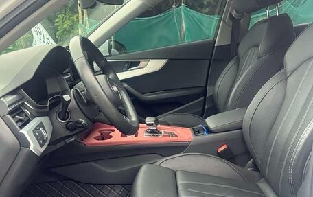Audi A4, 2022 год, 2 450 000 рублей, 9 фотография