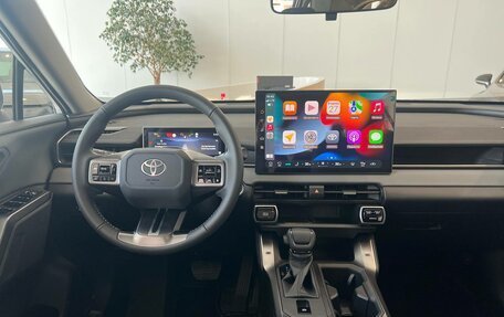 Toyota RAV4, 2026 год, 4 550 000 рублей, 13 фотография