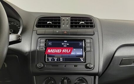Volkswagen Polo VI (EU Market), 2018 год, 1 250 000 рублей, 18 фотография