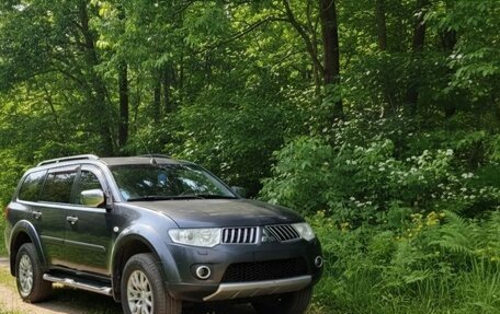 Mitsubishi Pajero Sport II рестайлинг, 2011 год, 1 999 999 рублей, 6 фотография
