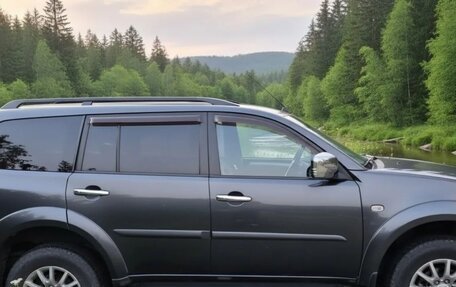 Mitsubishi Pajero Sport II рестайлинг, 2011 год, 1 999 999 рублей, 3 фотография