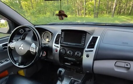 Mitsubishi Pajero Sport II рестайлинг, 2011 год, 1 999 999 рублей, 8 фотография