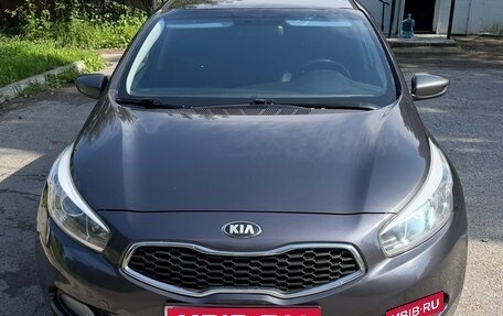 KIA cee'd III, 2013 год, 999 000 рублей, 2 фотография