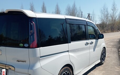 Honda Stepwgn IV, 2015 год, 1 850 000 рублей, 5 фотография