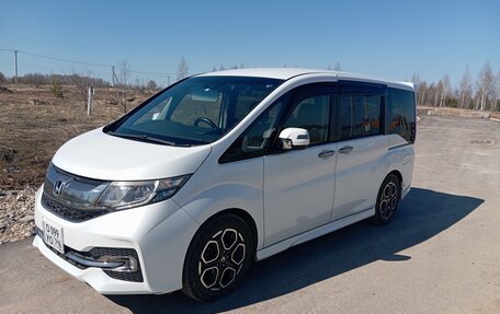 Honda Stepwgn IV, 2015 год, 1 850 000 рублей, 3 фотография