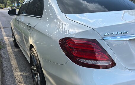 Mercedes-Benz E-Класс, 2018 год, 2 800 000 рублей, 5 фотография