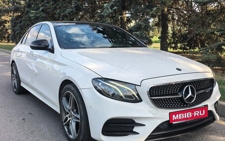 Mercedes-Benz E-Класс, 2018 год, 2 800 000 рублей, 4 фотография