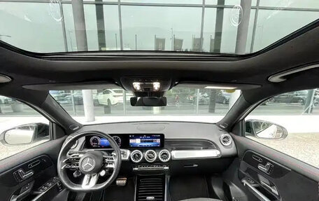 Mercedes-Benz GLB, 2022 год, 2 240 500 рублей, 5 фотография