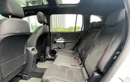 Mercedes-Benz GLB, 2022 год, 2 240 500 рублей, 8 фотография