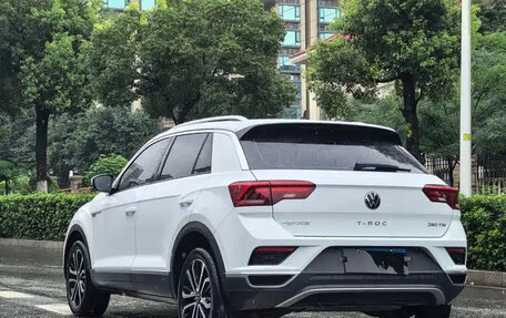 Volkswagen T-Roc I, 2022 год, 1 540 500 рублей, 7 фотография