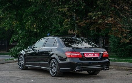Mercedes-Benz E-Класс, 2011 год, 1 550 000 рублей, 4 фотография