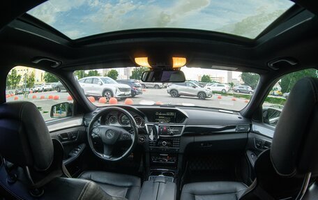 Mercedes-Benz E-Класс, 2011 год, 1 550 000 рублей, 11 фотография